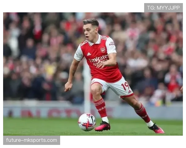 特罗萨德与福登:技术型攻击手成长路径对比