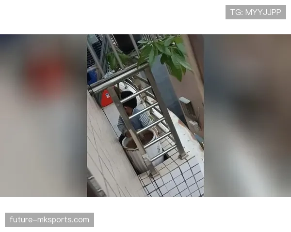 程语轩这生活费能买半套豪宅吧,怎么平时看着像隔壁大男孩? 程语轩这生活费能买半套豪宅吧,怎么平时看着像隔壁大男孩?